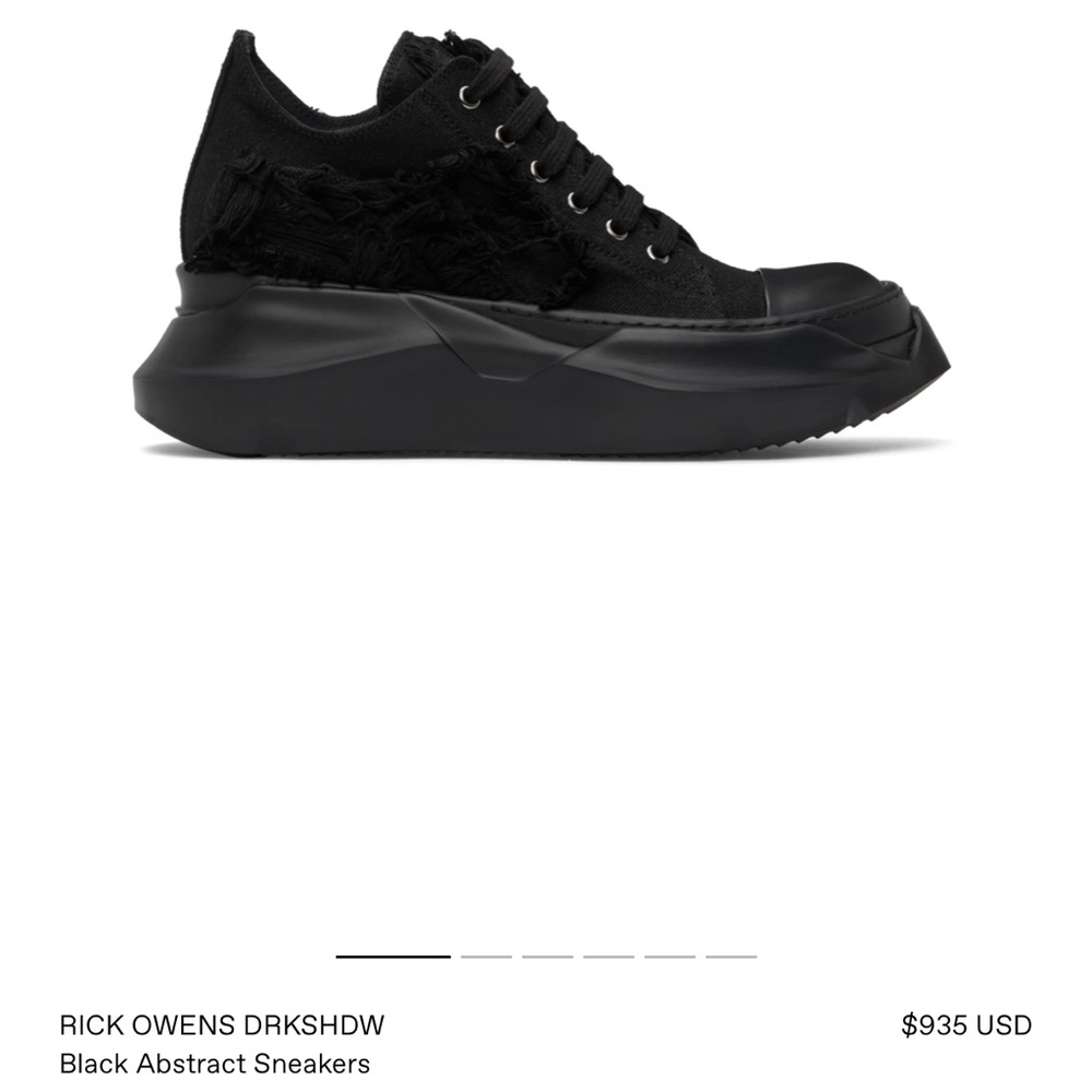 Black distressed low top Rick owens